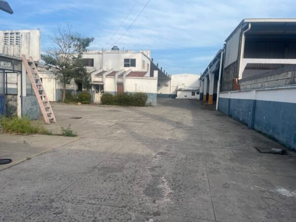 TERRENO EN VENTA UBICADO SOBRE MIGUEL ALEMAN VERACRUZ