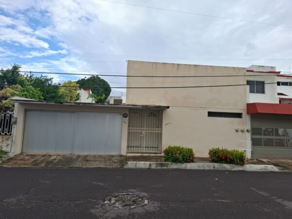 Casa en Venta de una planta en Costa de Oro, Boca del Río, Veracruz.