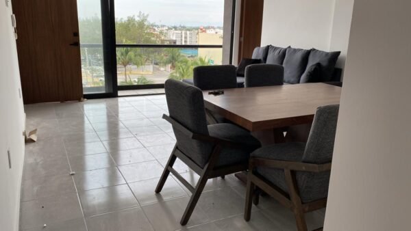 DEPARTAMENTO AMUEBLADO EN RENTA UBICADO COSTA DE ORO
