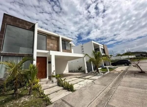CASA EN RENTA PUNTA TIBURON RIVIERA VERACRUZANA ALVARADO VER.